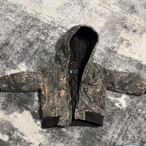 Carhartt Jacket in Camo size 2T